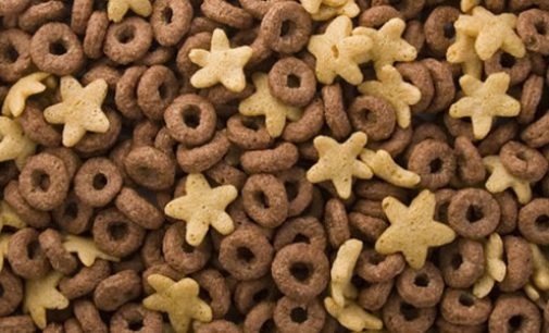Kellogg and General Mills RTE cereals: Sugar, sodium and fiber analysis