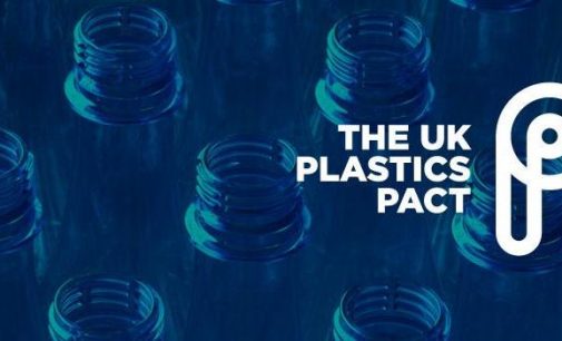 UK Businesses Make World-leading Pact to Tackle Plastic Pollution